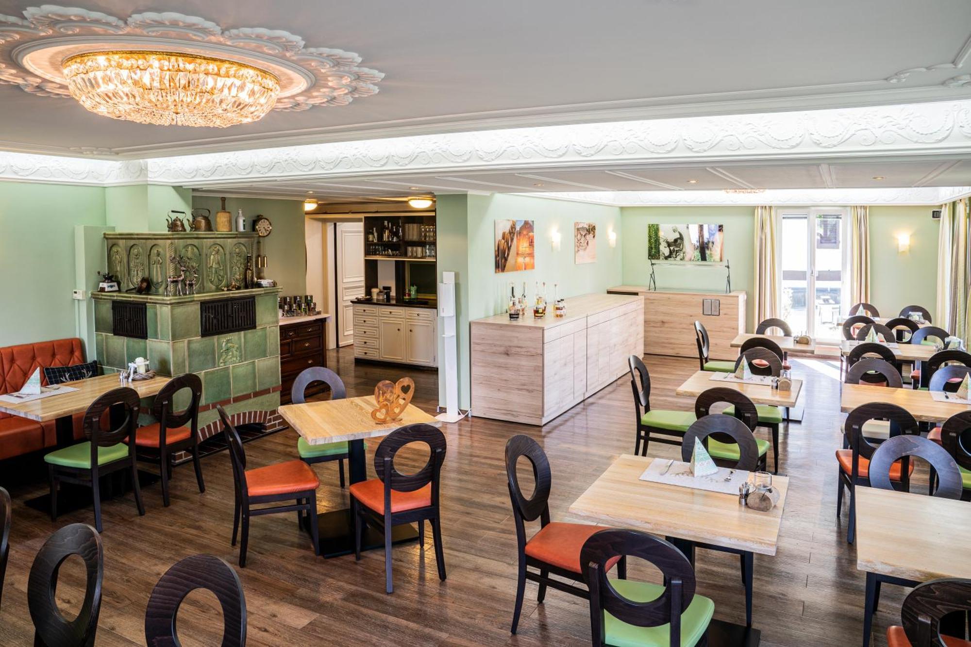 Akzent Hotel Restaurant Hirsch Heidenheim an der Brenz Exteriör bild