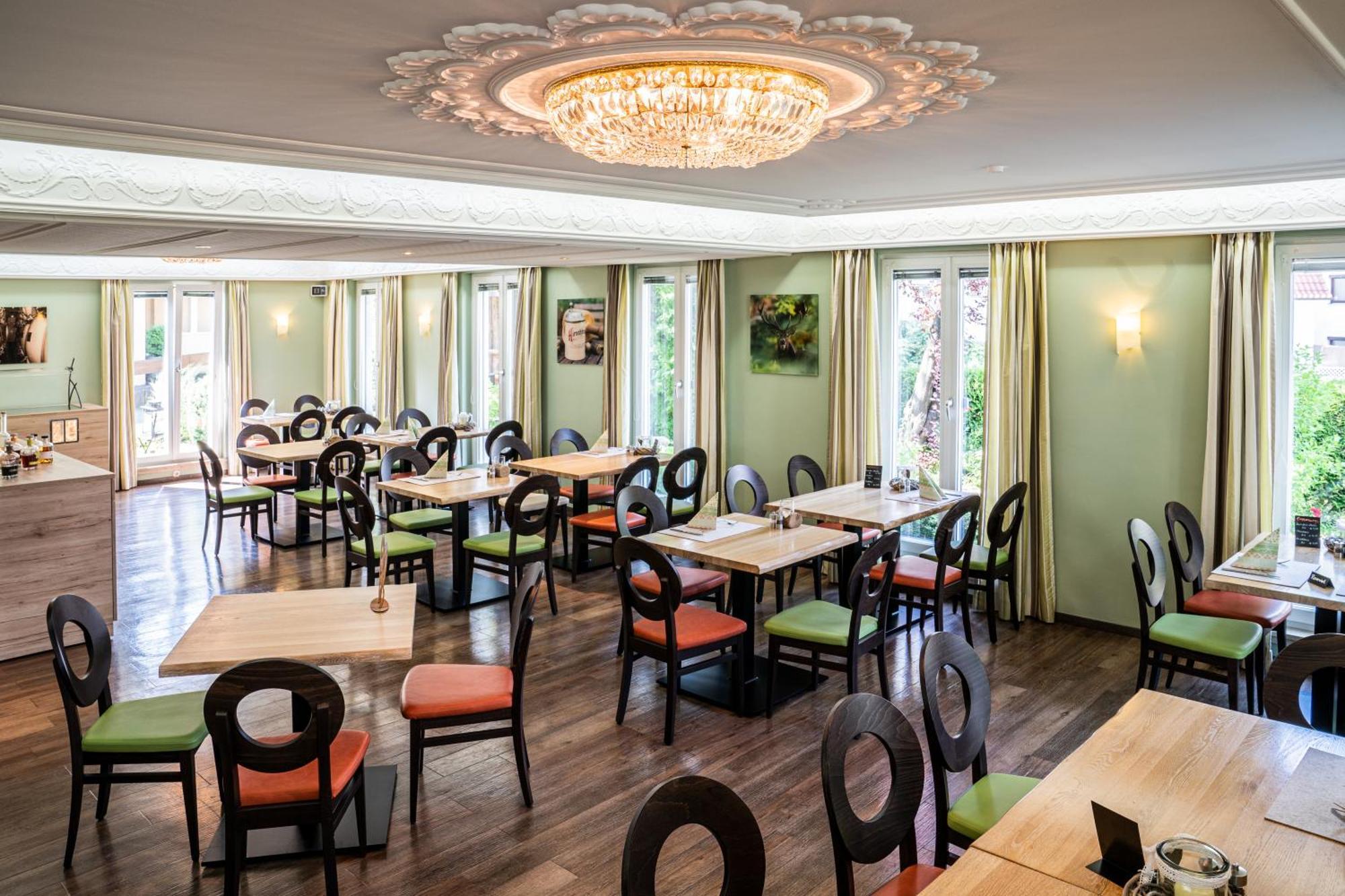 Akzent Hotel Restaurant Hirsch Heidenheim an der Brenz Exteriör bild