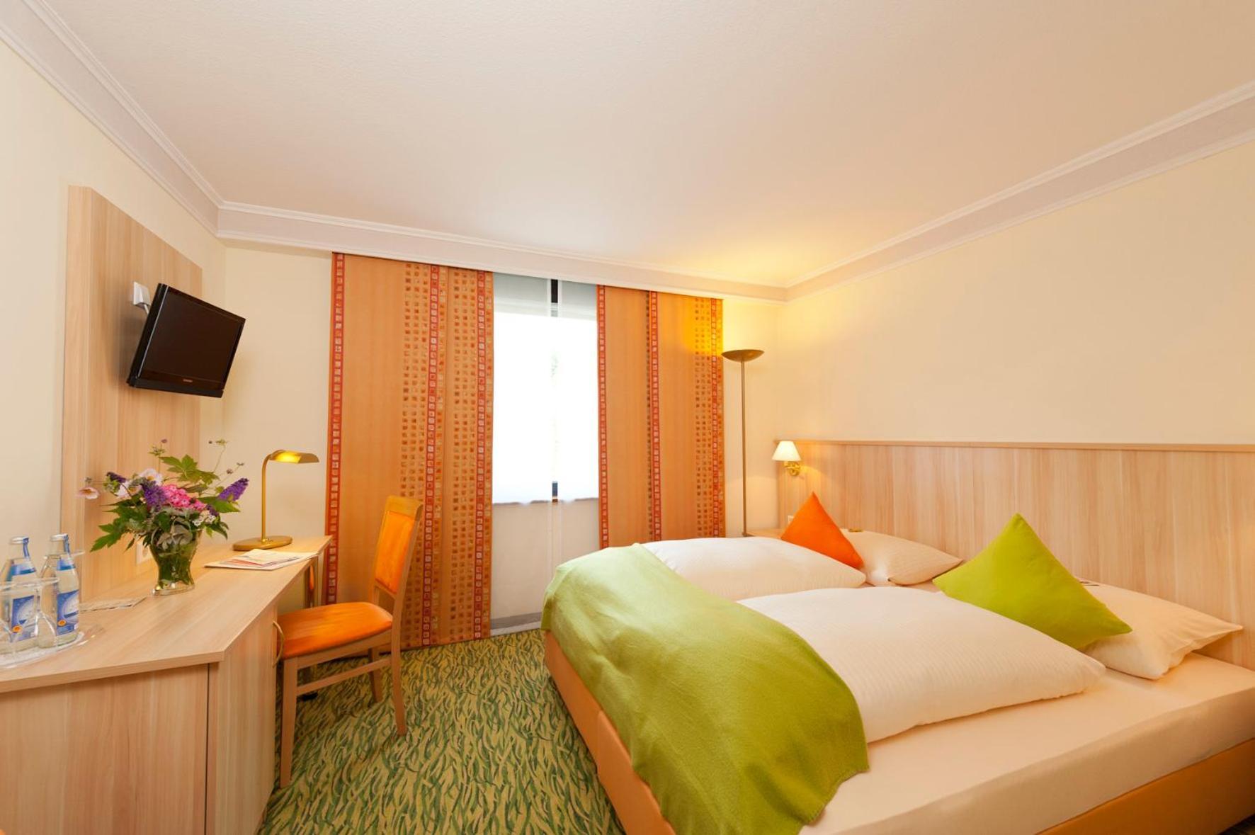 Akzent Hotel Restaurant Hirsch Heidenheim an der Brenz Exteriör bild