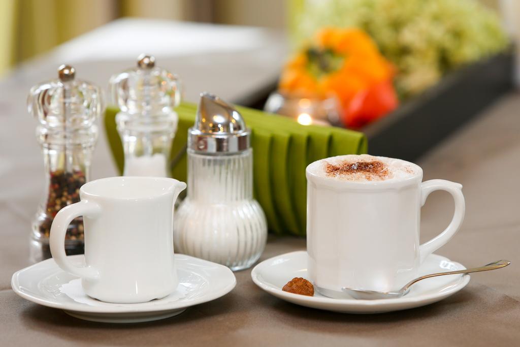 Akzent Hotel Restaurant Hirsch Heidenheim an der Brenz Exteriör bild